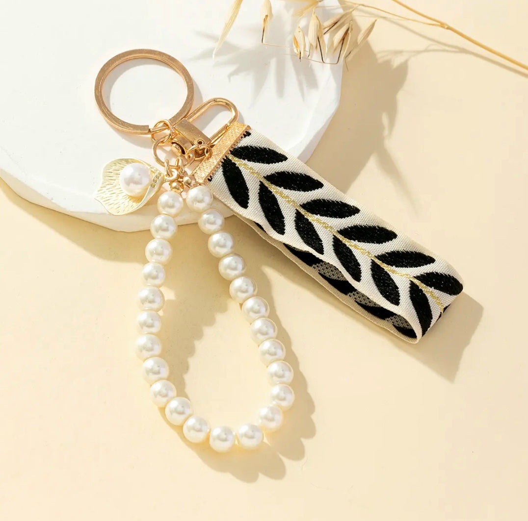 Pearl Wristlet Keychain