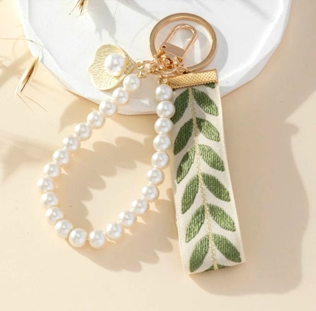Pearl Wristlet Keychain